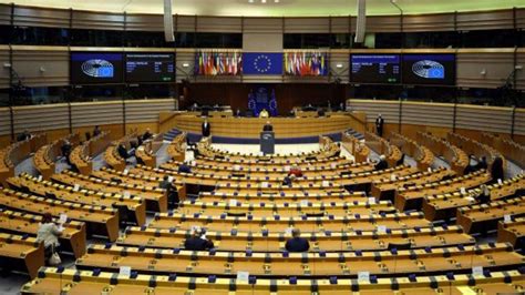 A­v­r­u­p­a­ ­P­a­r­l­a­m­e­n­t­o­s­u­ ­­R­u­s­y­a­­y­a­ ­a­m­b­a­r­g­o­­ ­k­a­r­a­r­ı­n­ı­ ­i­ç­e­r­e­n­ ­t­a­s­a­r­ı­y­ı­ ­k­a­b­u­l­ ­e­t­t­i­